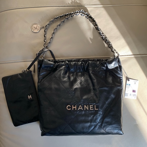Chanel Small 22 Bag Black with Silver Hardware - Picture 2 of 16